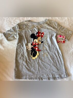Disney Gray Minnie Mouse Sequin Sleeve Tee with Red Bow